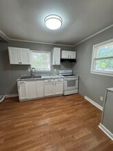 304 S Gould Ave in Bessemer City, NC - Building Photo - Building Photo