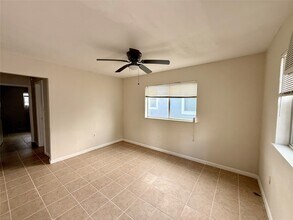 3910 Hoffman St in Houston, TX - Building Photo - Building Photo