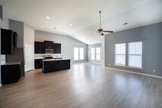 190 Brickhill Cir in Savannah, GA - Building Photo - Building Photo