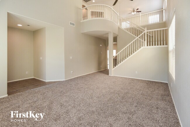 10221 Kermode Ct in Las Vegas, NV - Building Photo - Building Photo