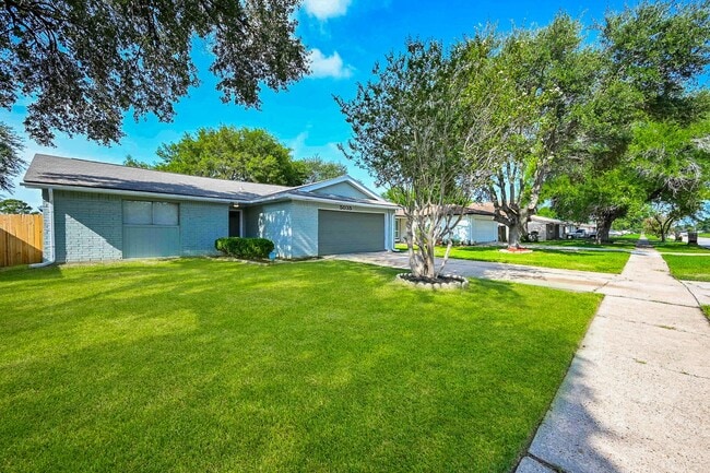 5035 Court Rd in Houston, TX - Building Photo - Building Photo