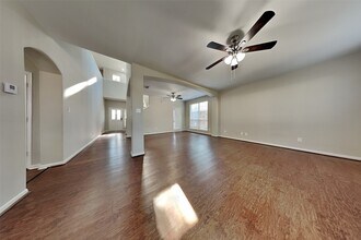 19819 Sternwood Manor Dr in Spring, TX - Building Photo - Building Photo