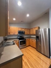 3024 Capri Way, Unit 3024 in St. Peters, MO - Foto de edificio - Building Photo