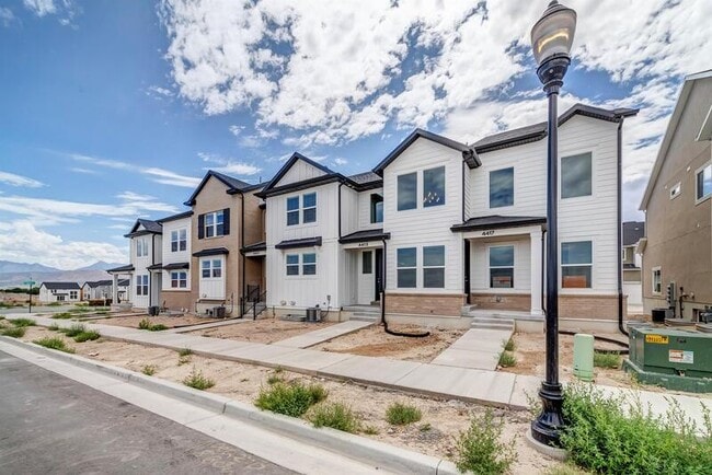 3904 Hardman Way in Lehi, UT - Building Photo - Building Photo