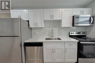 100-100 King Edward Ave in London, ON - Building Photo - Building Photo
