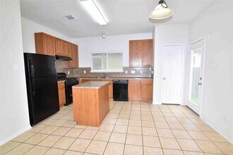 11912 Prior Park Dr in Houston, TX - Building Photo - Building Photo