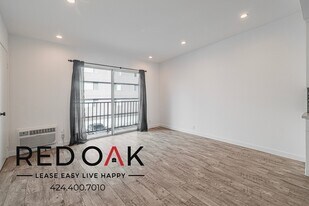 519 Westmoreland Ave in Los Angeles, CA - Building Photo