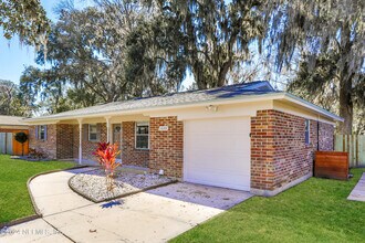 1220 Arbor Cir in Orange Park, FL - Building Photo - Building Photo