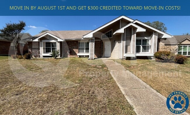 property at 1517 Yorkshire Dr