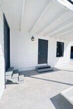 824 Winters St in West Palm Beach, FL - Building Photo - Building Photo