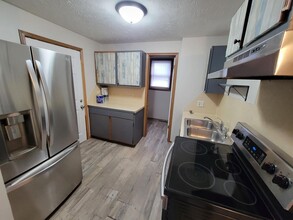 616 S 8th St-Unit -616 S 8th in Council Bluffs, IA - Building Photo - Building Photo