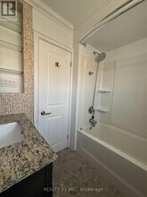 18 Whitbread Crescent in Toronto, ON - Building Photo - Building Photo