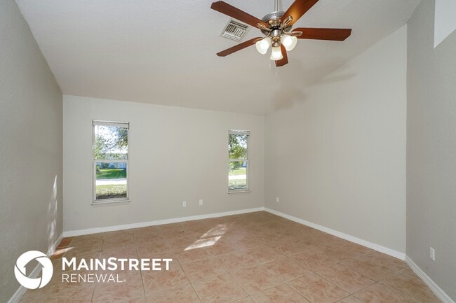 property at 2305 13th Pl SW