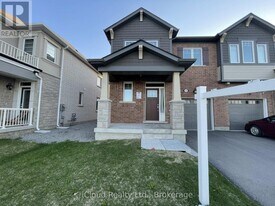 1360 Sycamore Garden in Milton, ON - Building Photo