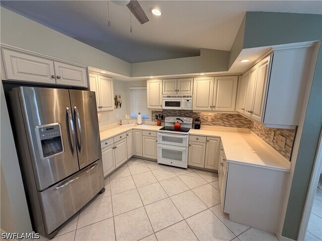 property at 108 Palmetto Dunes Cir