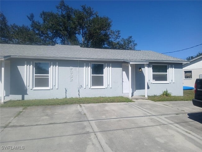 9332 Tacoma Ave in Englewood, FL - Building Photo - Building Photo