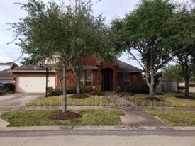5402 Valley Country Ln in Sugar Land, TX - Building Photo