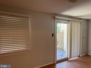 3111 Ellenwood Dr in Fairfax, VA - Building Photo - Building Photo