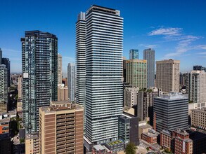 Casa III in Toronto, ON - Building Photo - Building Photo