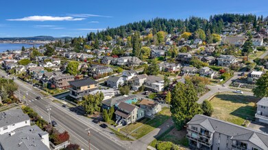915 11th St in Bellingham, WA - Building Photo - Building Photo