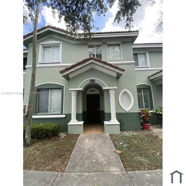 property at 1417 SE 24th Ct
