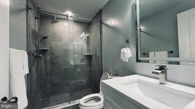 10 Jesse Curtis Ln in Fredericksburg, VA - Building Photo - Building Photo