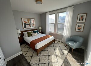 121 Hawley Ave in Milford, CT - Building Photo - Building Photo