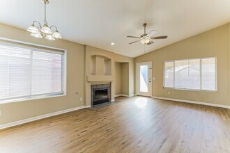 3951 E Kroll Ct in Gilbert, AZ - Building Photo - Building Photo