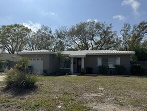 3611 S Gardenia Ave in Tampa, FL - Building Photo - Building Photo