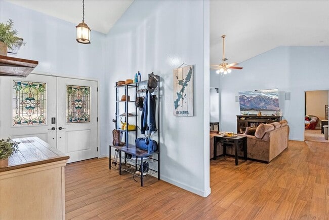 17161 Bold Venture Dr in Tehachapi, CA - Building Photo - Building Photo