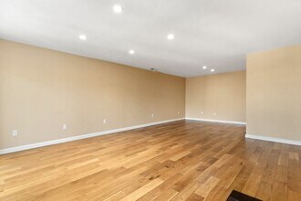 1600 Massachusetts Ave in Cambridge, MA - Building Photo - Building Photo