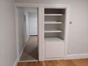 25 Moreland St, Unit 2 in Somerville, MA - Building Photo - Building Photo