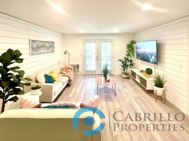 5055 Collwood Blvd in San Diego, CA - Building Photo - Building Photo