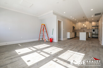 107 Kenrick St in Boston, MA - Building Photo - Building Photo