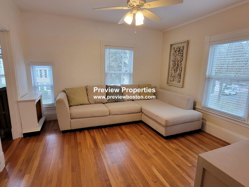 712 Shawmut Ave, Unit 1 in Boston, MA - Building Photo
