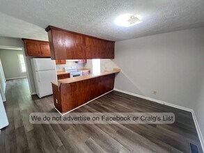 6325 Marykirk Dr in Fayetteville, NC - Building Photo - Building Photo