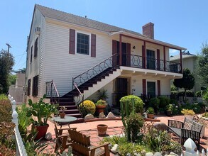 808 E Carson St in Long Beach, CA - Building Photo - Building Photo