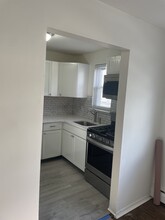 111 Lorraine Ave, Unit A in Oreland, PA - Foto de edificio - Building Photo