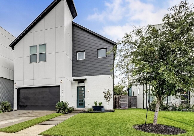 property at 3306 Cardinal Crest Ln