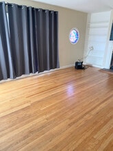209 Northwood Dr in South San Francisco, CA - Building Photo - Building Photo