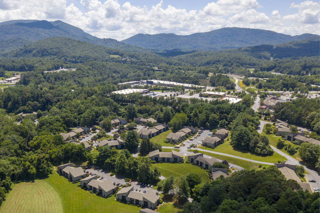 River Ridge in Asheville, NC - Building Photo