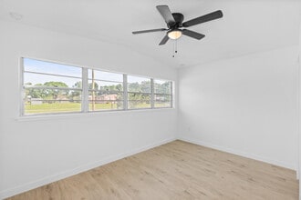 1412 Crooms Ave in Orlando, FL - Building Photo - Building Photo