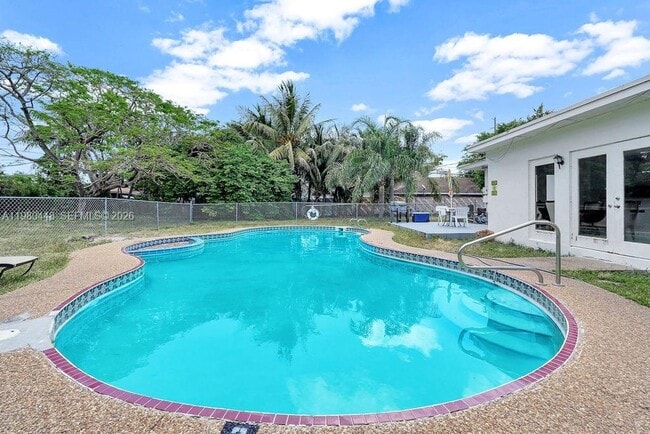 property at 2417 Pierce St