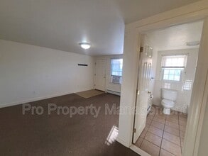 133 Railroad St in New Milford, CT - Building Photo - Building Photo