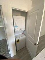 6236 Hobart St in San Diego, CA - Building Photo