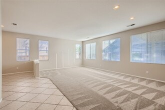 23821 Scarlet Oak Dr in Murrieta, CA - Building Photo - Building Photo