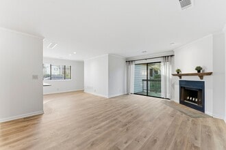 56 Finch Trail NE in Atlanta, GA - Building Photo - Building Photo