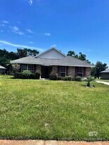 1476 W Fairway Dr in Gulf Shores, AL - Building Photo