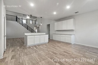 11770 Classmore Gap in San Antonio, TX - Building Photo - Building Photo