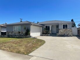 12212 Everest St in Norwalk, CA - Building Photo